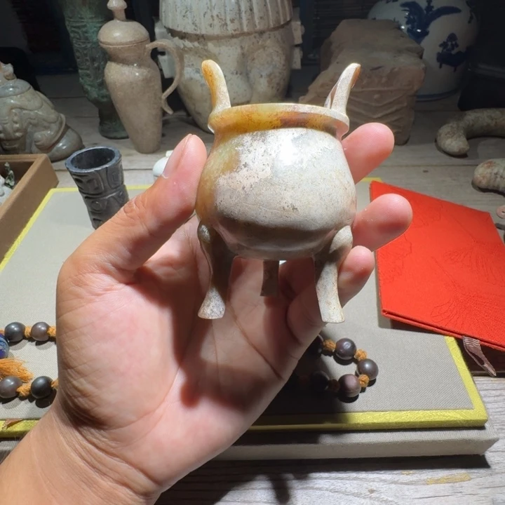 依***古和田玉（糖玉）未镶嵌挂件
