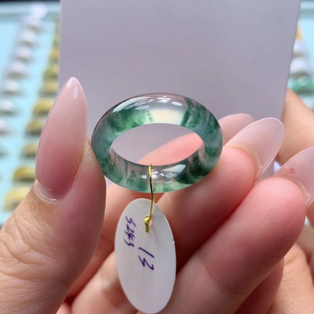 未镶嵌戒指翡翠13圈