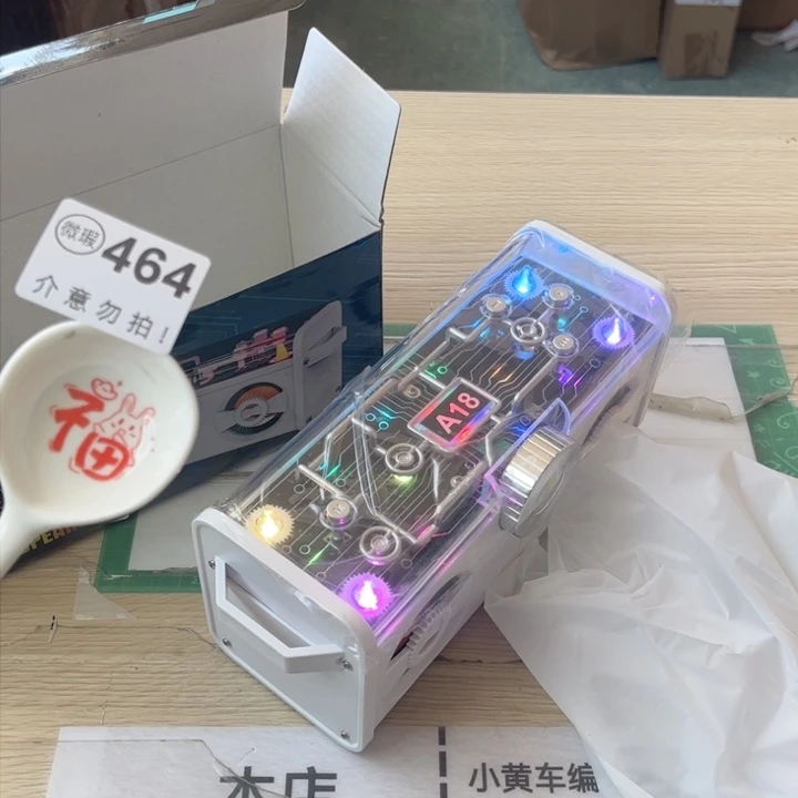 陶瓷摆件…………………………