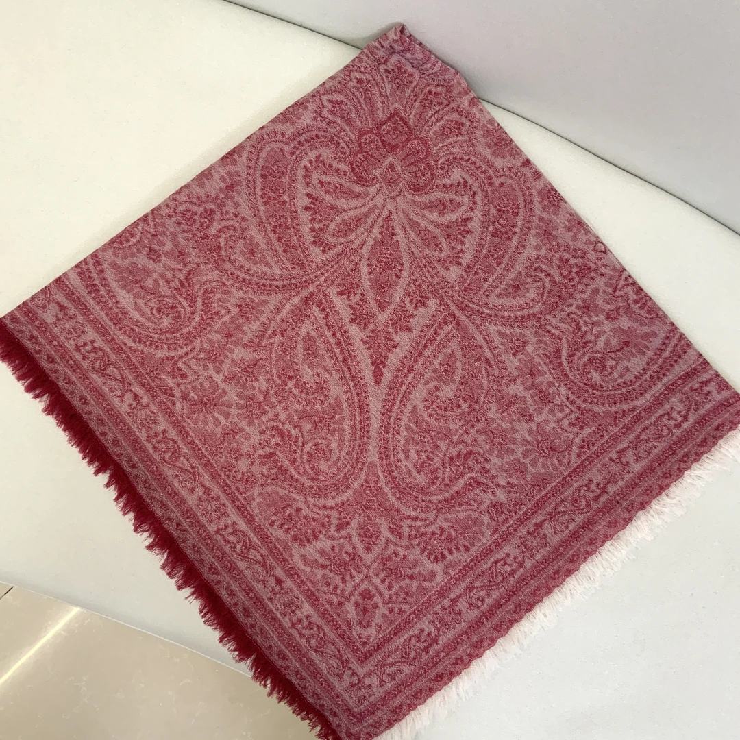 绒妃媚羊绒羊毛保暖女士围巾代拍链接