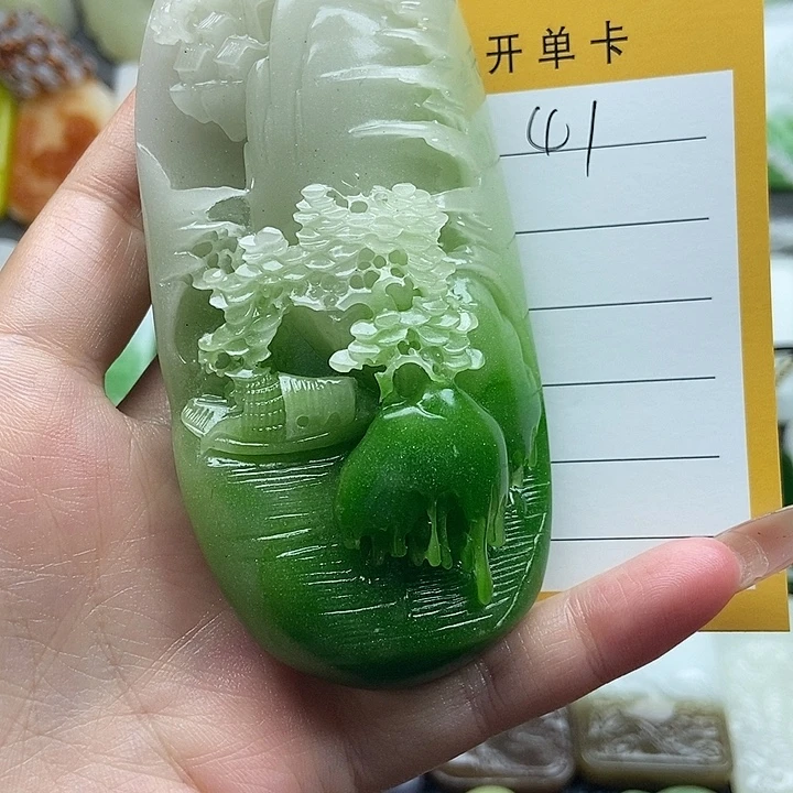 颈饰未镶嵌和田玉