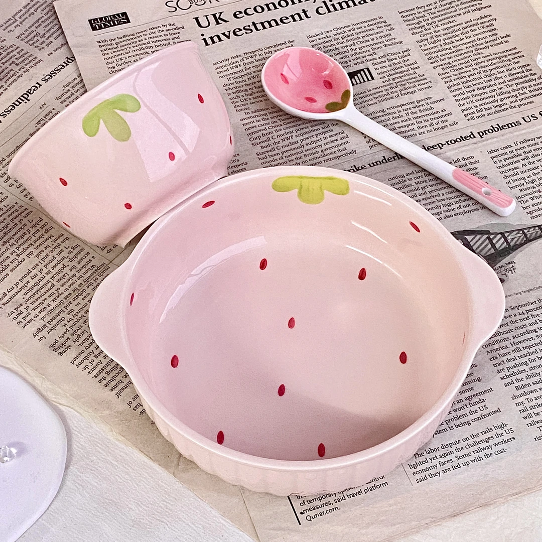 奶油粉草莓7.5英寸双耳汤碗陶瓷沙拉碗釉下彩大容量可爱家用面碗