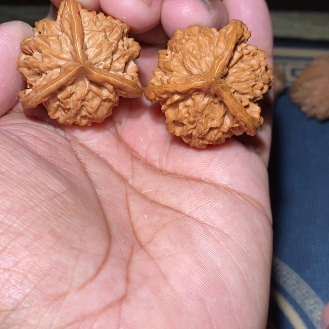 吊坠文玩核桃38尺寸全品无修盘山三棱