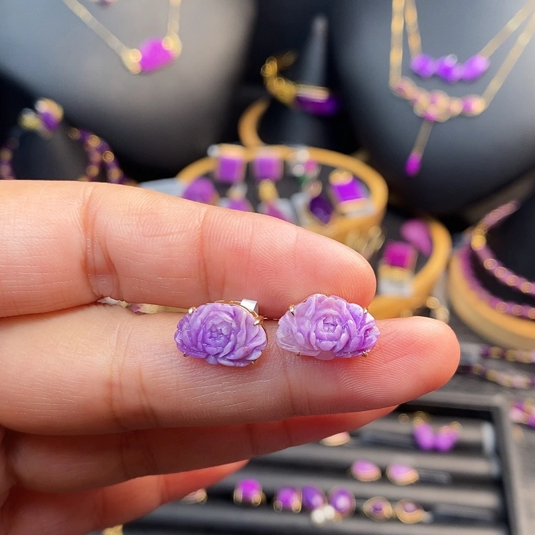 苏纪石（舒俱来）18K金镶嵌耳饰