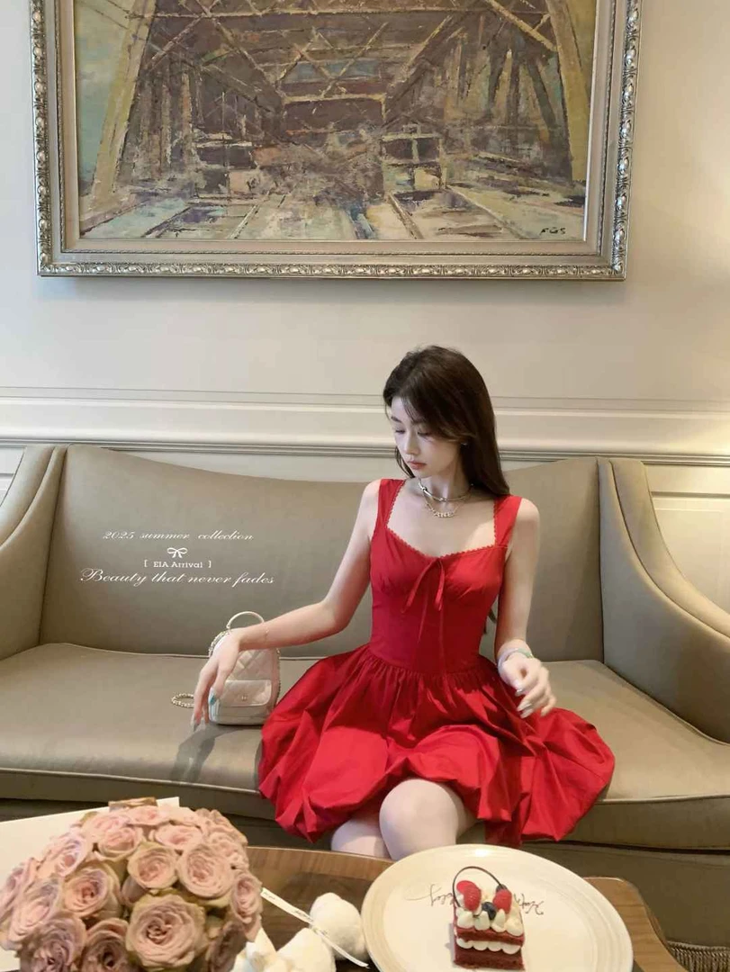 EIA一尧【莉莉安】夏日俏皮明媚连衣裙显白气质掐腰显瘦ins风花苞裙