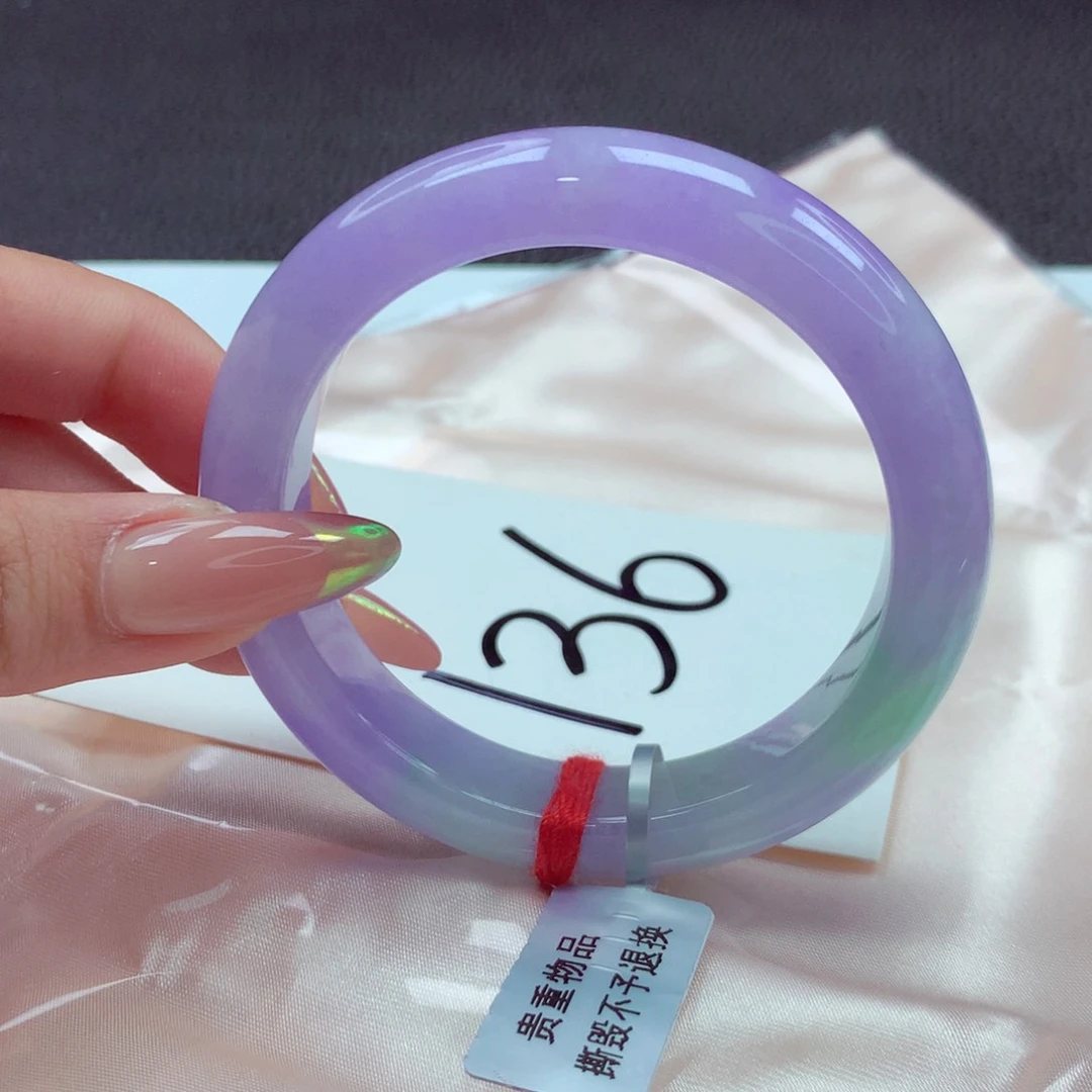 翡翠手镯未镶嵌手镯52