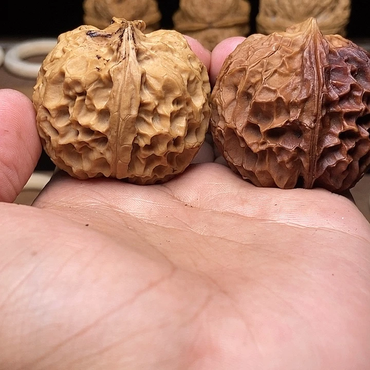 吊坠文玩核桃牡丹