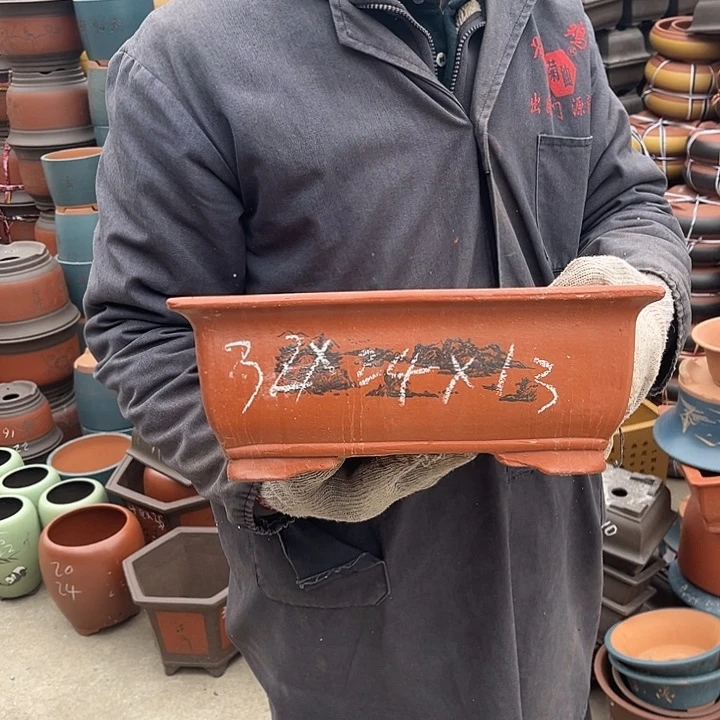 紫砂紫砂花盆和小