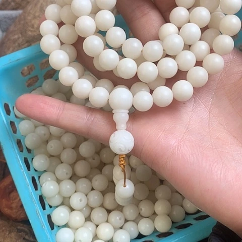 椰蒂吊坠牛**油菩提根108颗