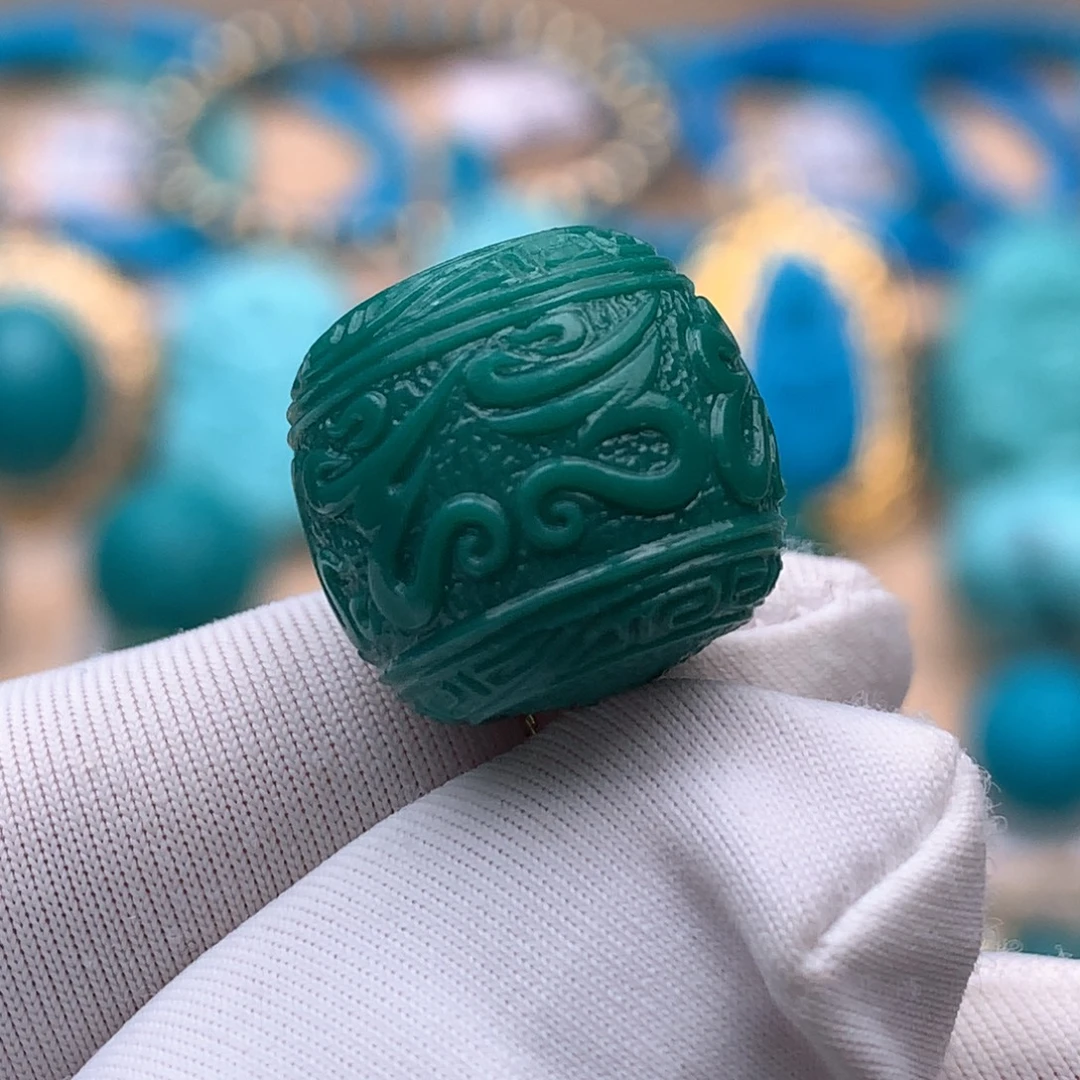 绿松石未镶嵌珠宝奇石14*13.2mm