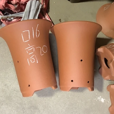 紫砂花盆紫砂的味道很