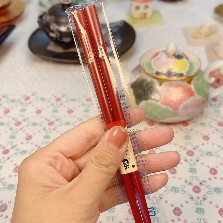 瓷片The first thing