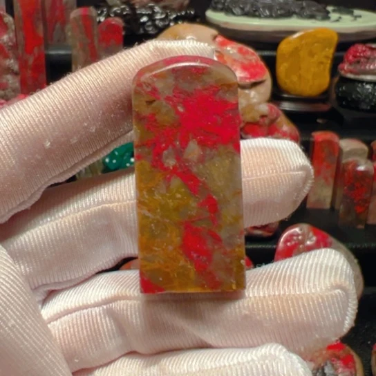 昌化鸡血石^****^精品方章