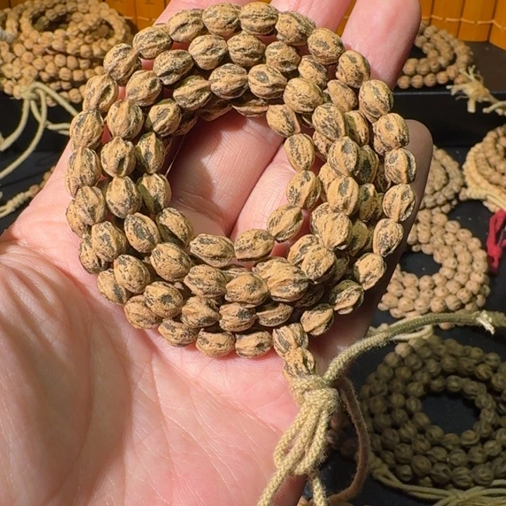 柏香籽/百香籽吊坠原桩龙脊顺纹鬼