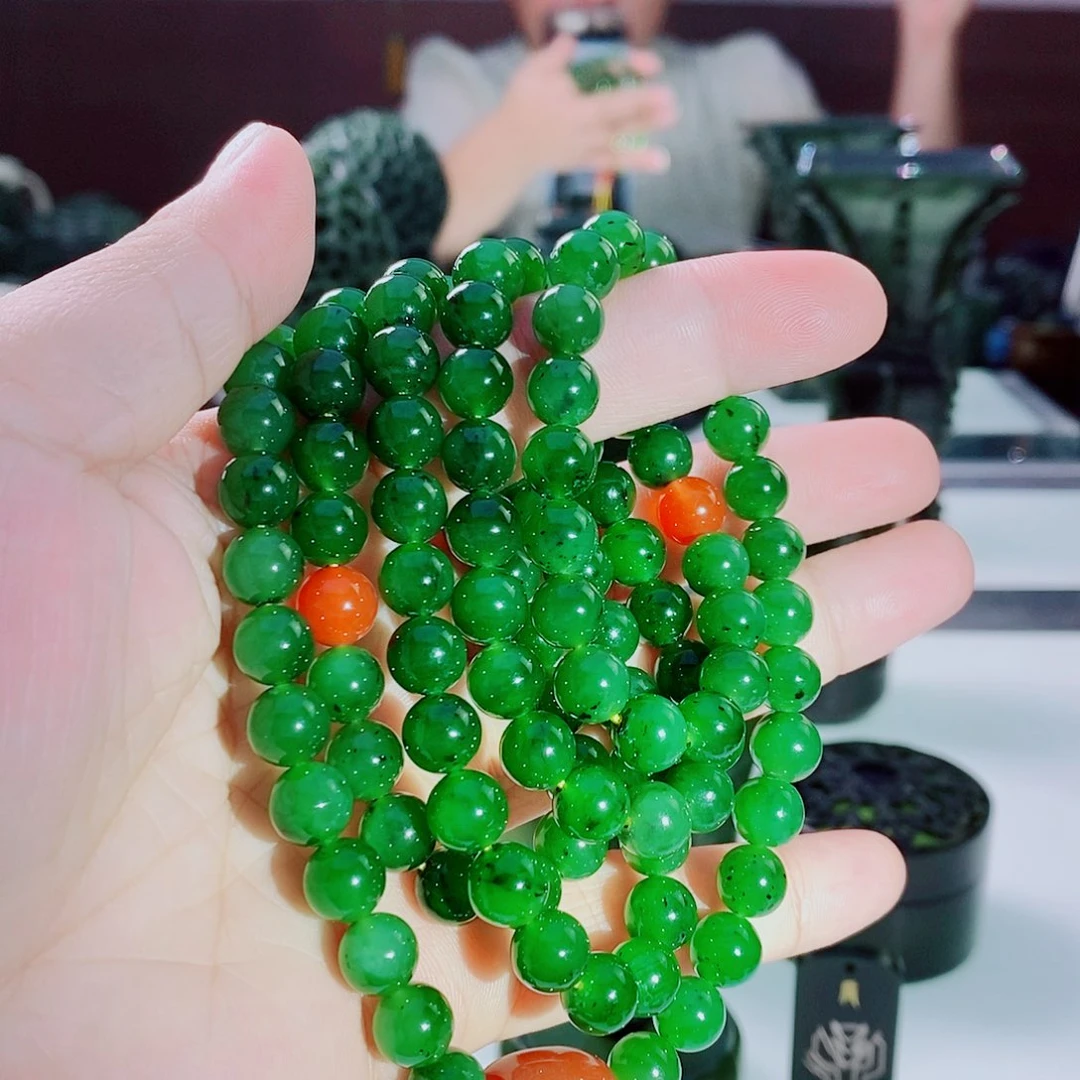 未镶嵌和田玉（碧玉）挂件