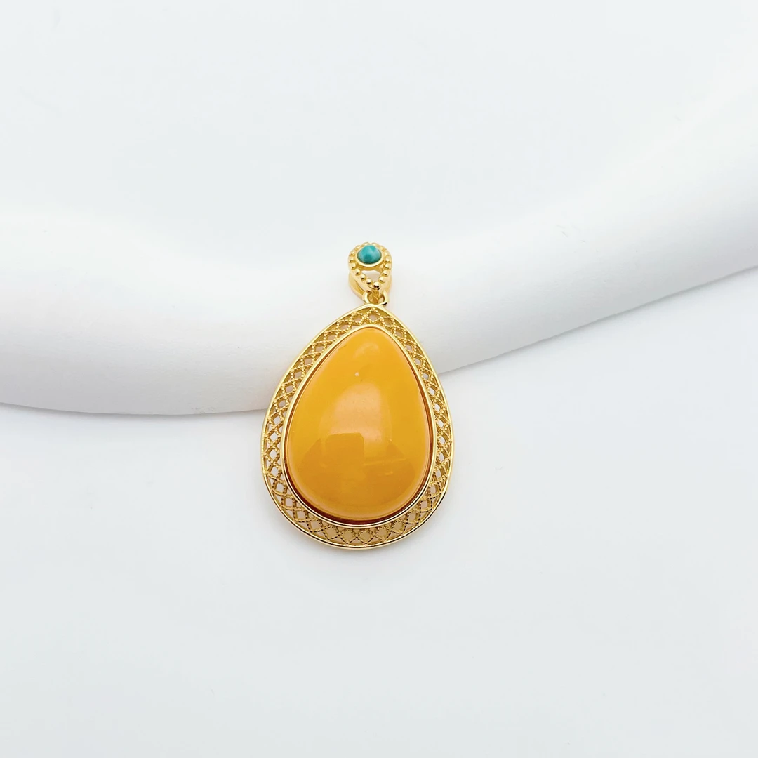 【新东方专属】俏若兰 蜜蜡吊坠 多样性发货 250405235718