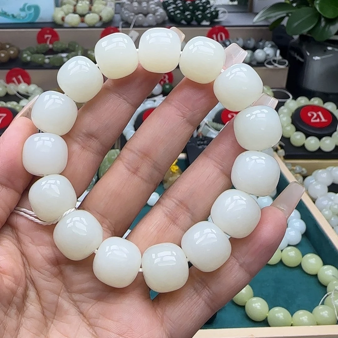 和田玉未镶嵌手链