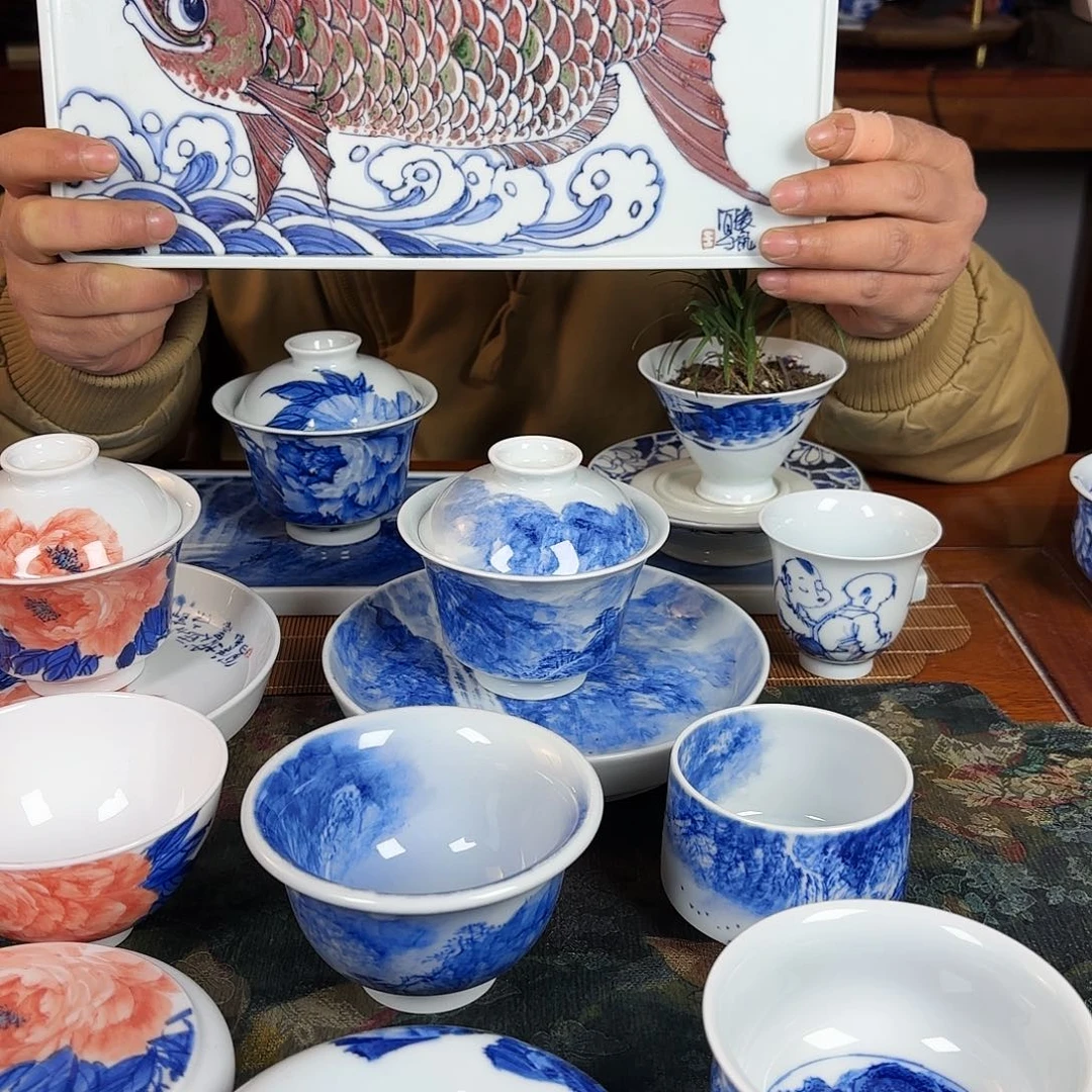 s****）王庆龙老师手绘陶瓷