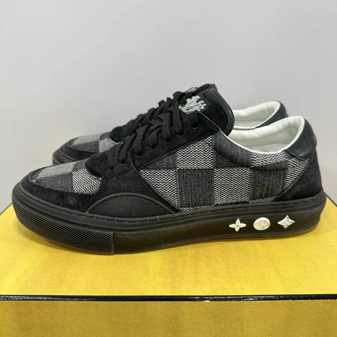 95新 LouisVuitton/路易威登 40码 Ollie黑色棋盘格低帮板鞋F0126