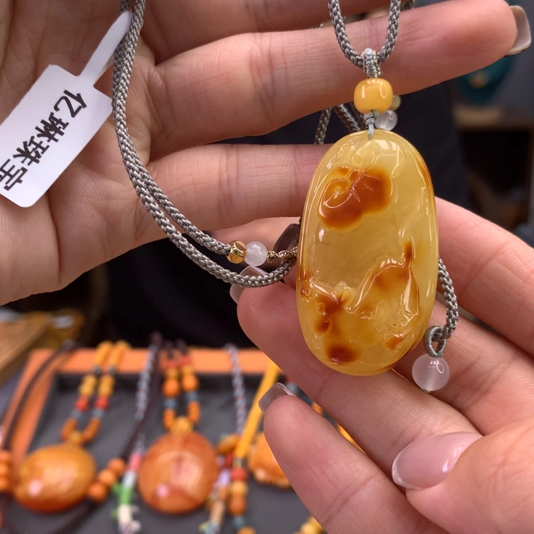 未镶嵌颈饰蜜蜡天然