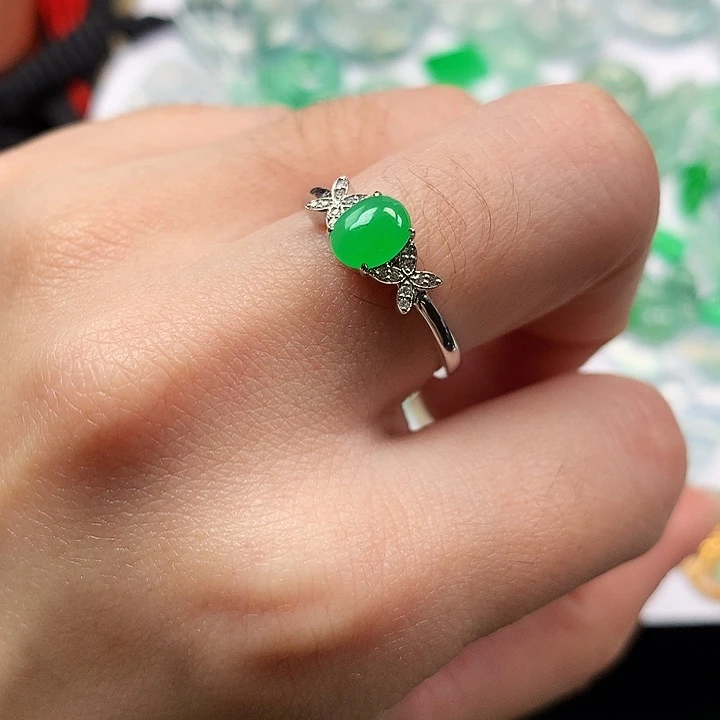 翡翠吊坠(不含链)18K金镶嵌戒指