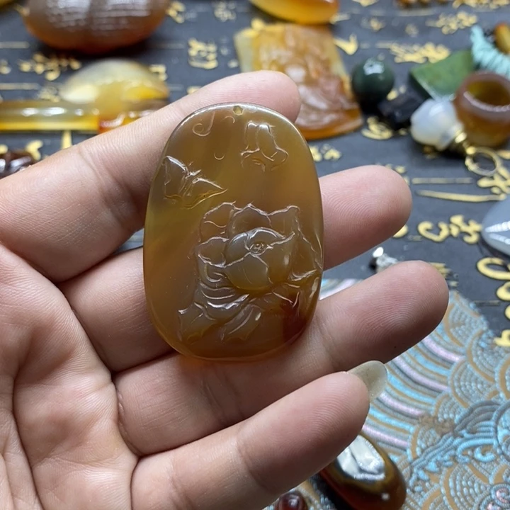 玛瑙/玉髓颈饰未镶嵌