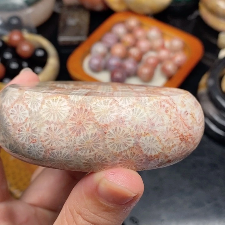 悠***影硅化玉手镯未镶嵌