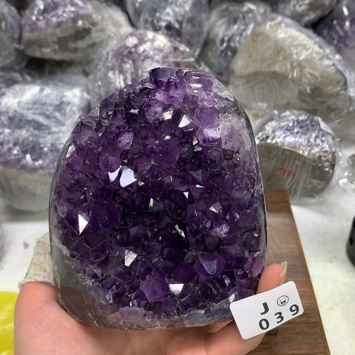 水晶大型摆件（非配饰）未镶嵌