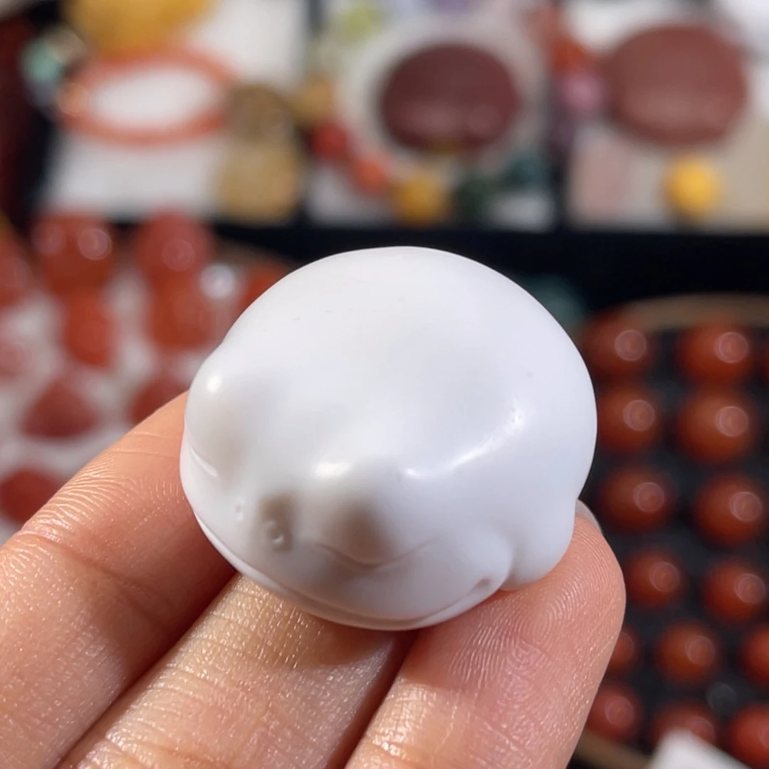 石英质玉（黄龙玉）未镶嵌瓷白蛙饼 28.6x28.5mm 不