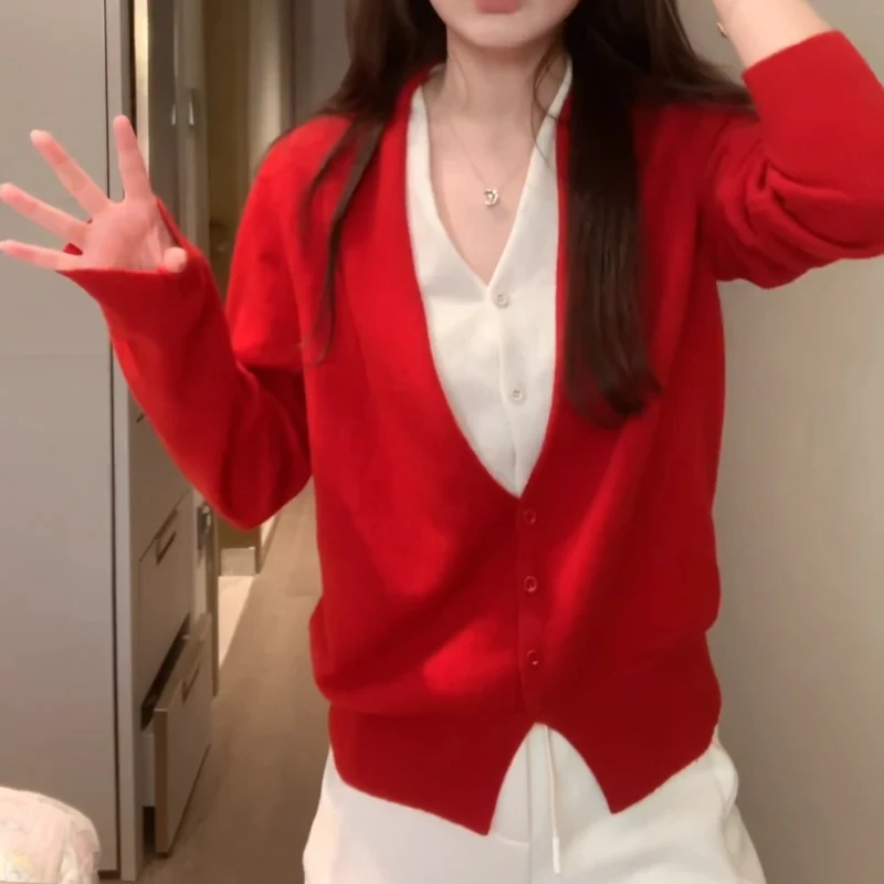 温柔气质内搭外穿毛衣女2025秋冬撞色拼接假两件V领针织开衫上衣