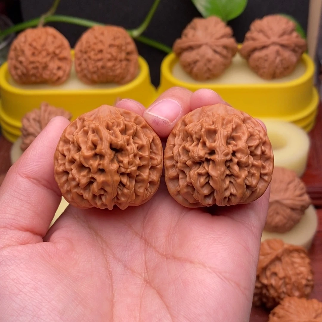 把件文玩核桃M****号35“毕业”大秦闷“大漏