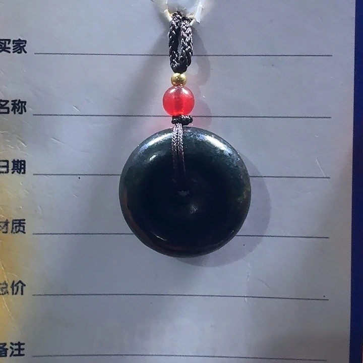 和田玉颈饰未镶嵌老**！
