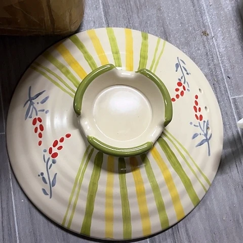 微瑕，不能明火，口径23厘米，有缺瓷