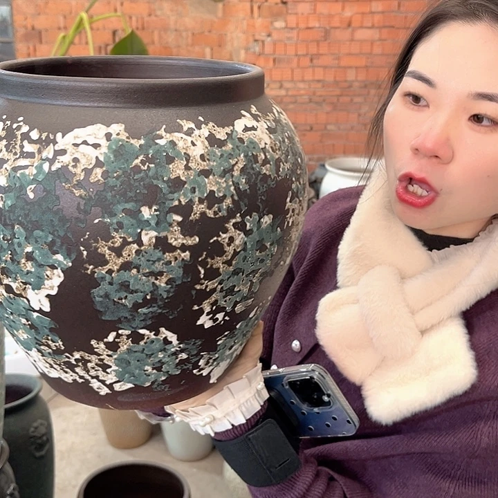 瑕疵口20高30花盆……