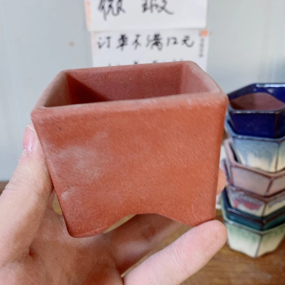 满12包邮，不满12快递到付件