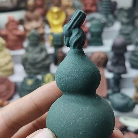 泥塑A****。玉兰衙香葫芦一个瑕疵款