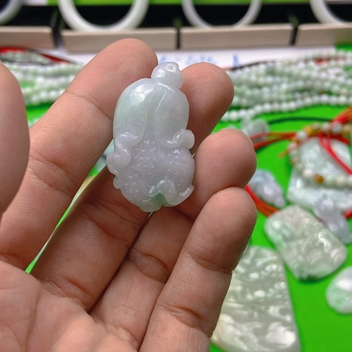 翡翠未镶嵌挂件挂件