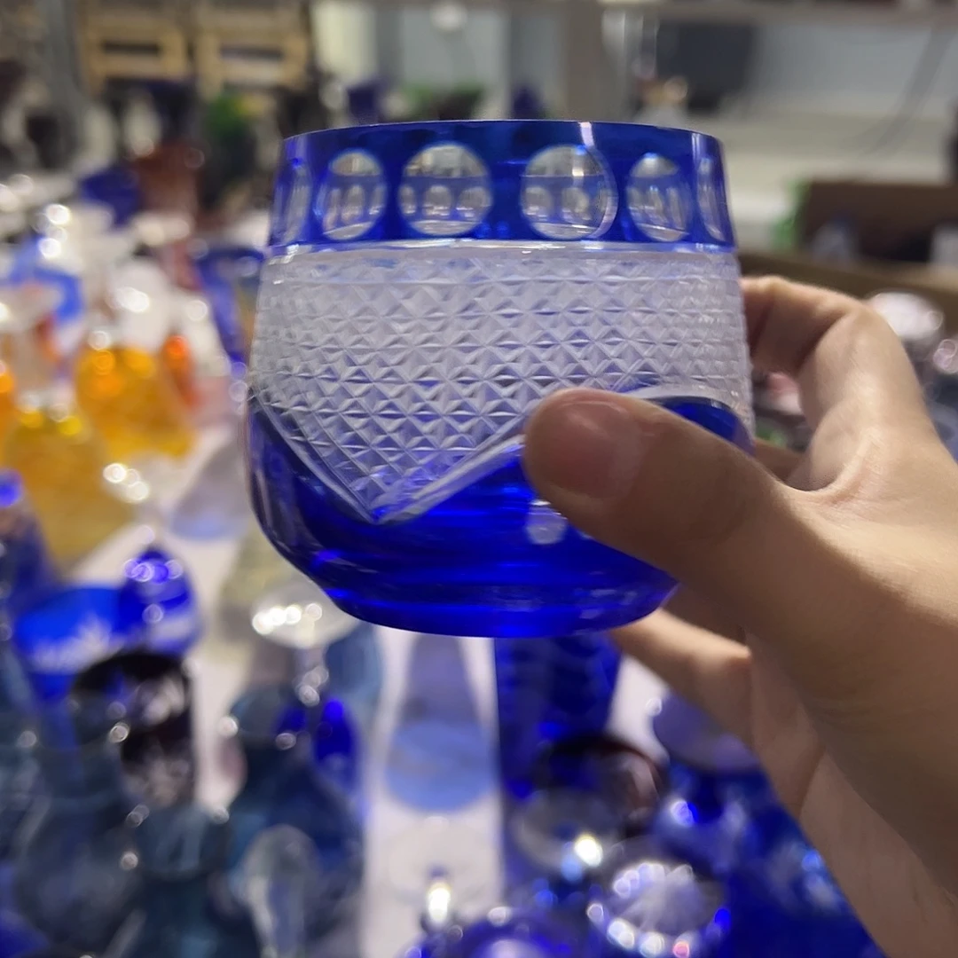 水晶玻璃平底款微瑕一个