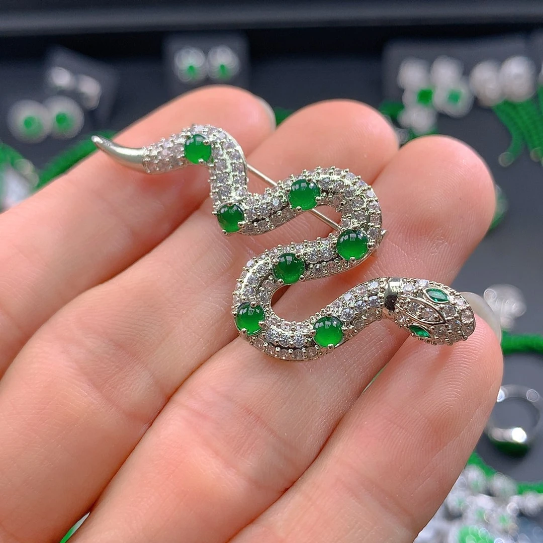 翡翠手链未镶嵌翡翠