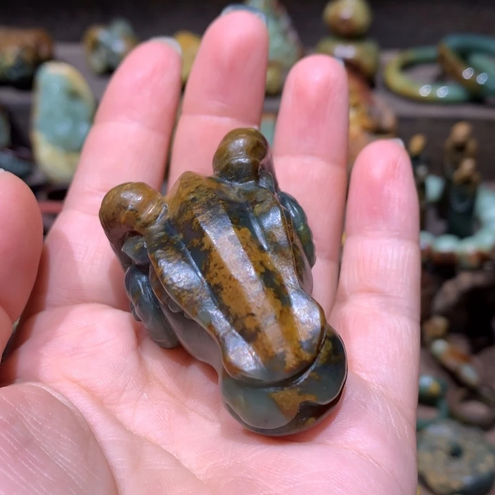 岫岩河磨玉（透闪石质玉）未镶嵌挂件