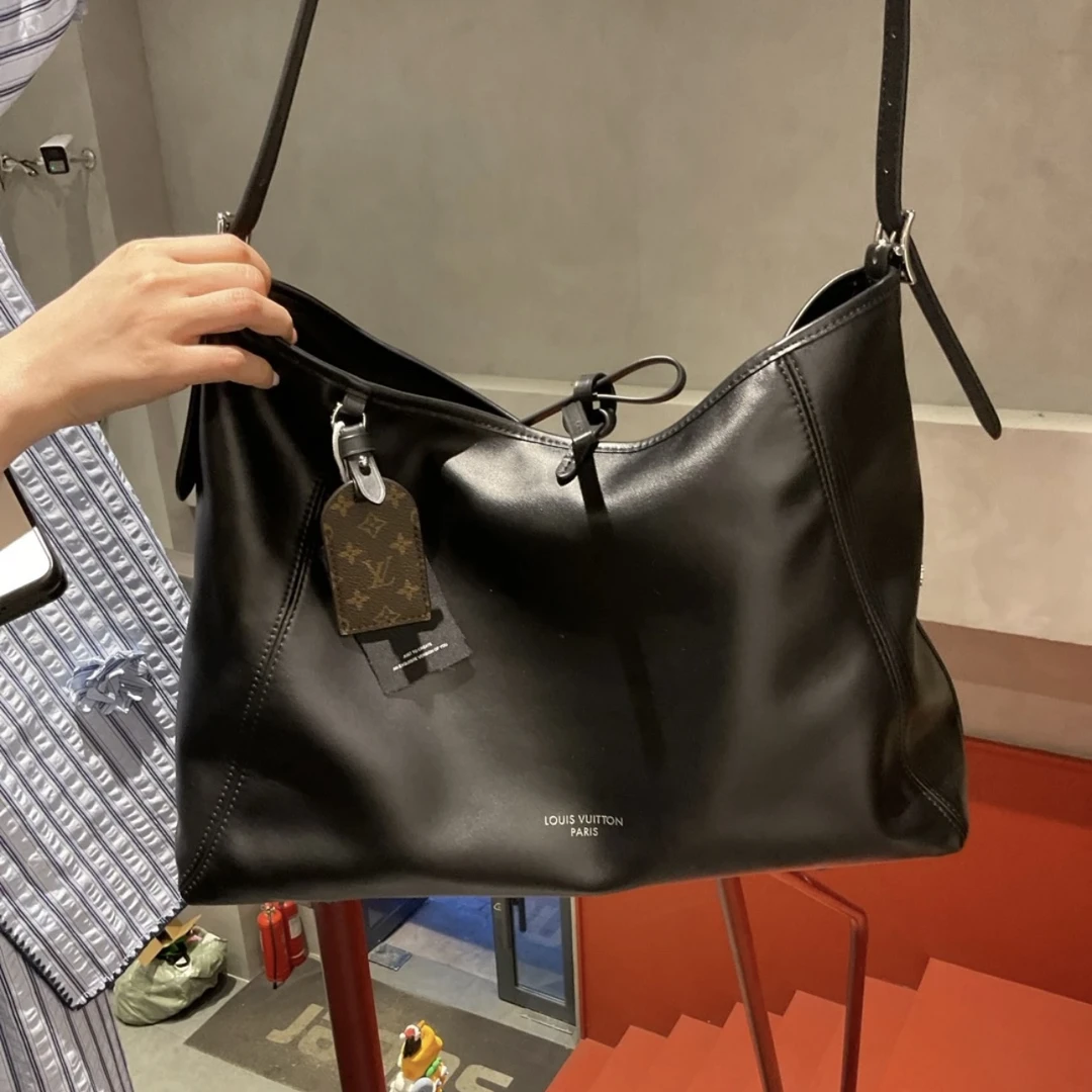 99新 LouisVuitton/路易威登 carryall黑武士小号黑色单肩包49781