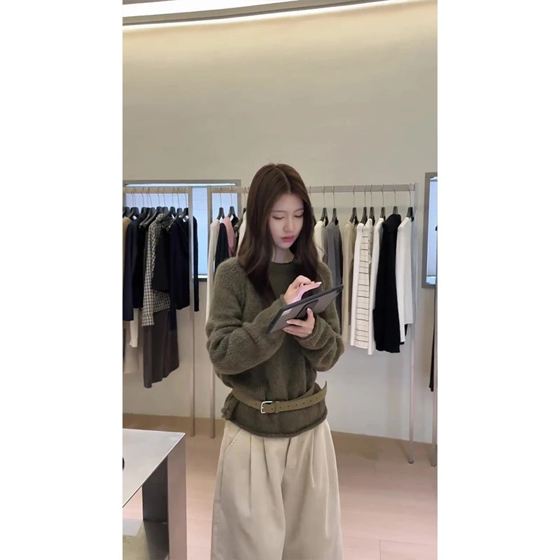 绿色圆领长袖打底针织衫女早秋24新款宽松慵懒内搭毛衣+裤子套装