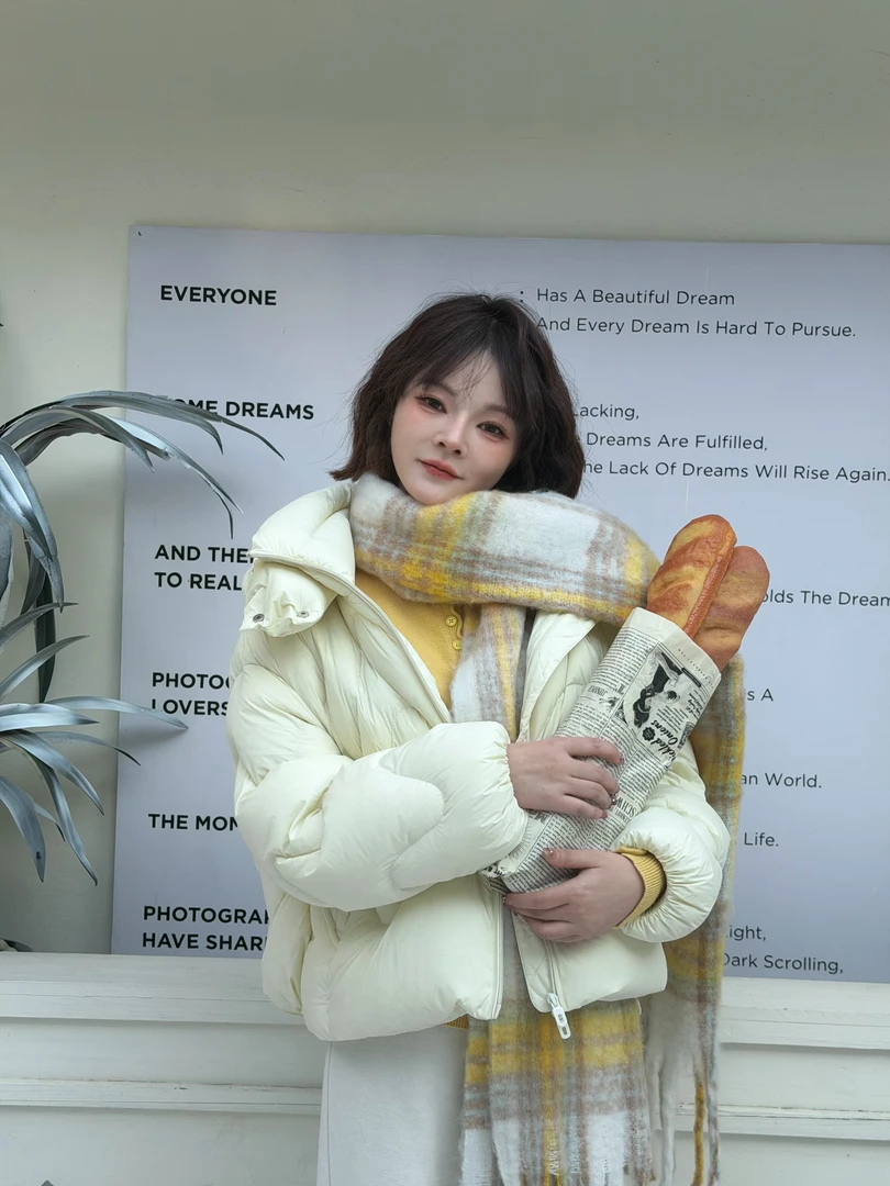 ‘奶油泡芙’2025款冬季新款时尚羽绒服25807