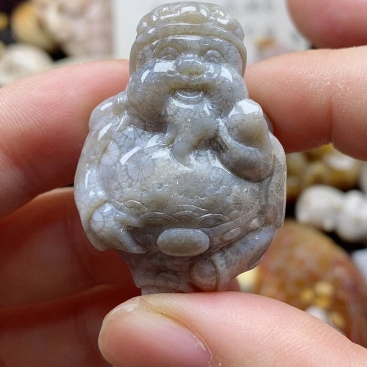 硅化珊瑚（珊瑚玉）颈饰未镶嵌