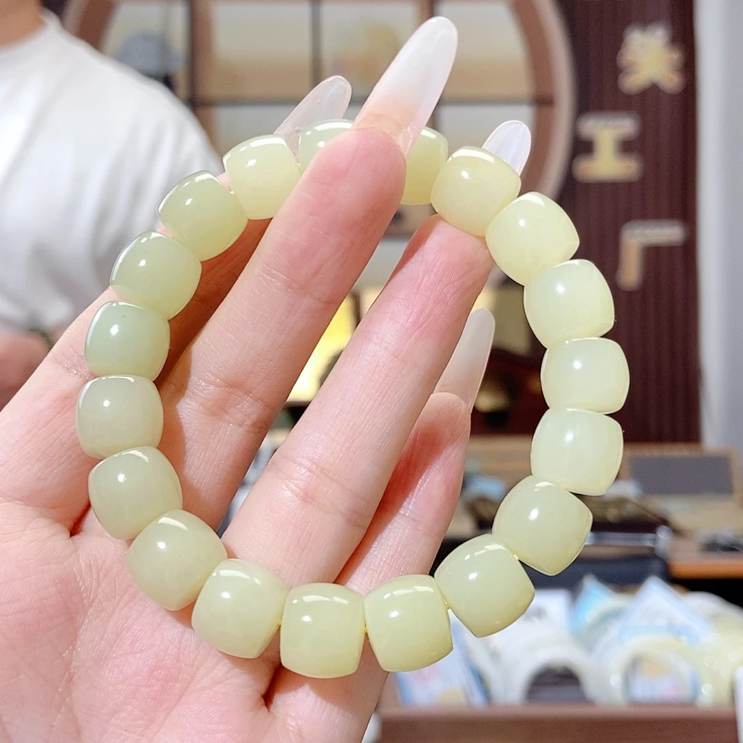 和田玉未镶嵌手链