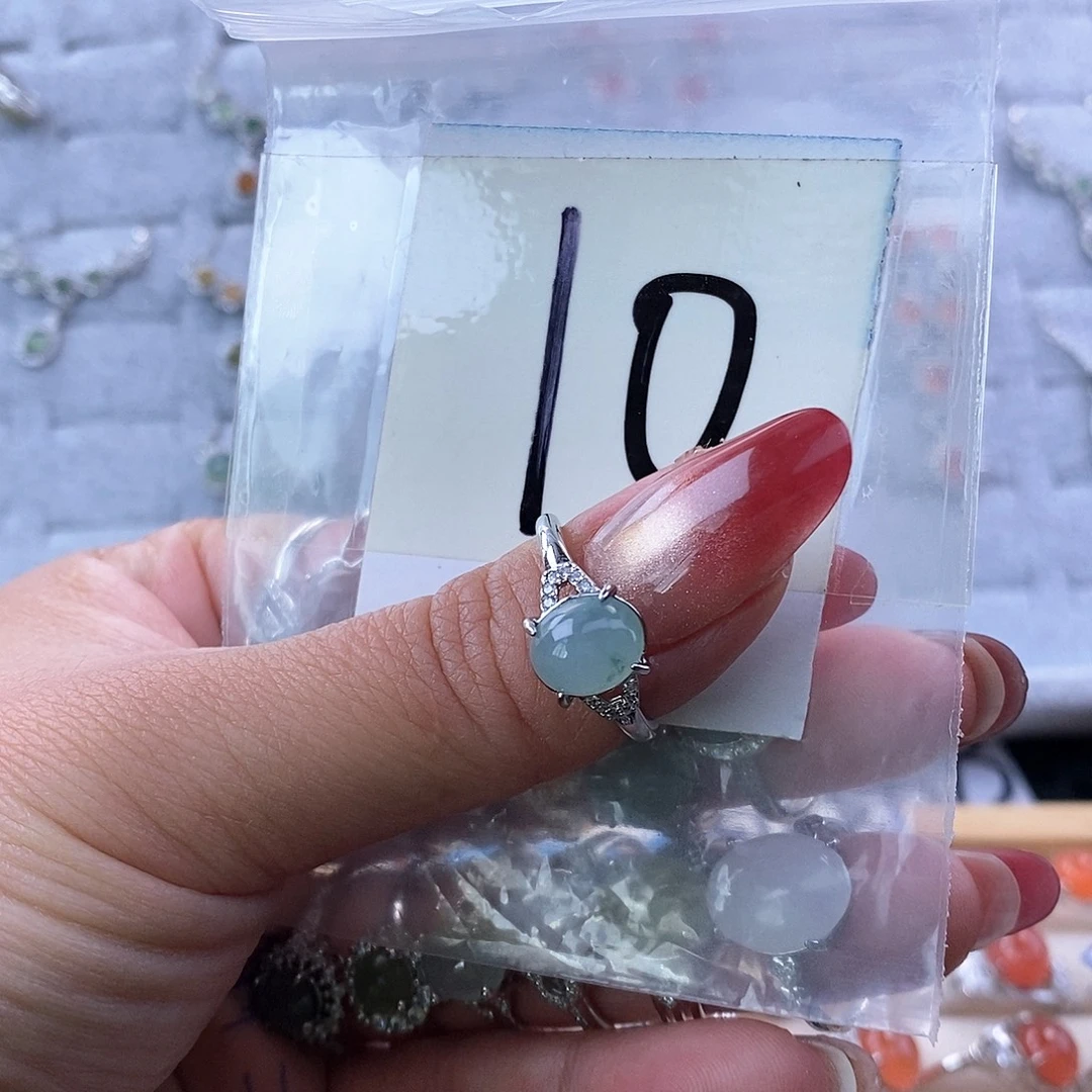 翡翠未镶嵌戒指缅甸