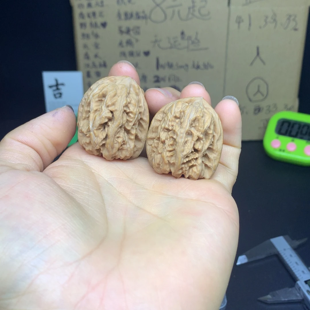 文玩核桃把件边36肚42平谷方块