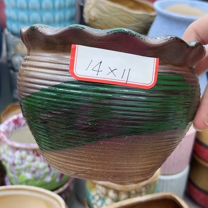 多肉绿植陶瓷花盆9.9包邮，有孔