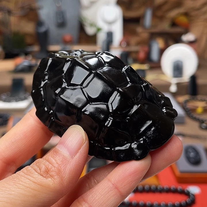 和田玉未镶嵌吊坠(不含链)切莫145克