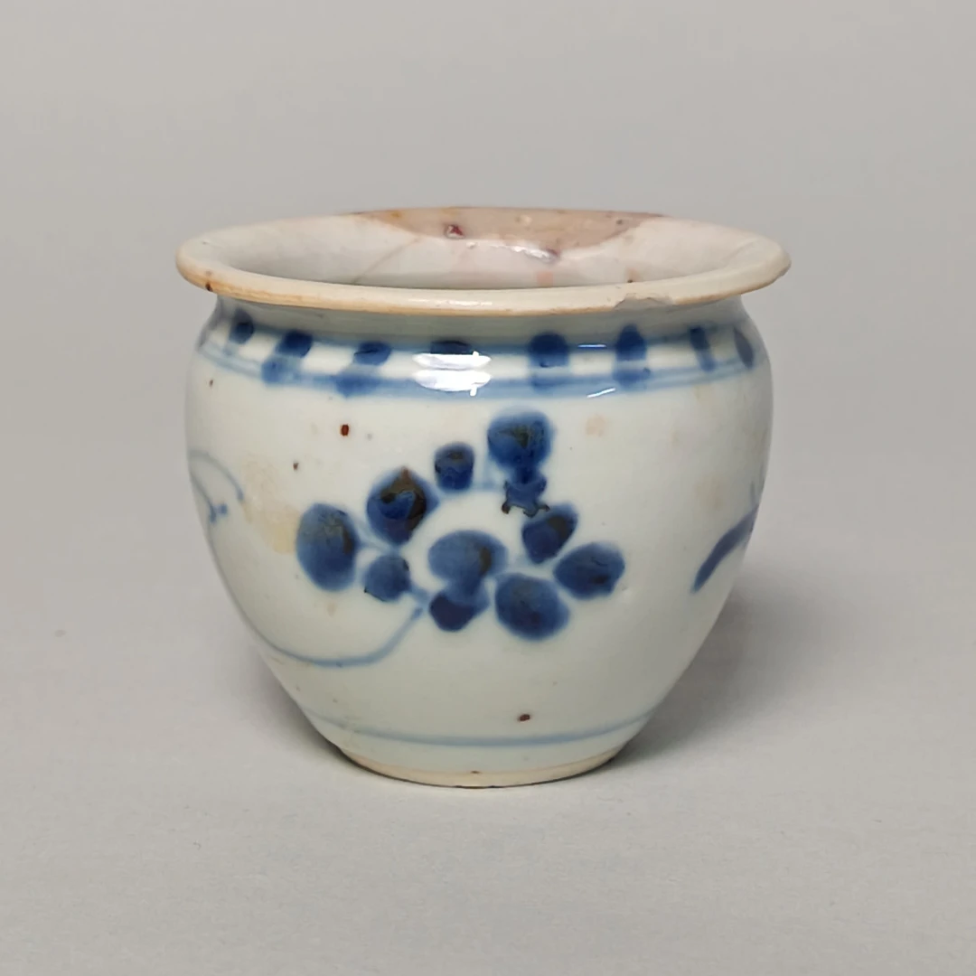 【010021281】清康熙 青花花卉卷缸